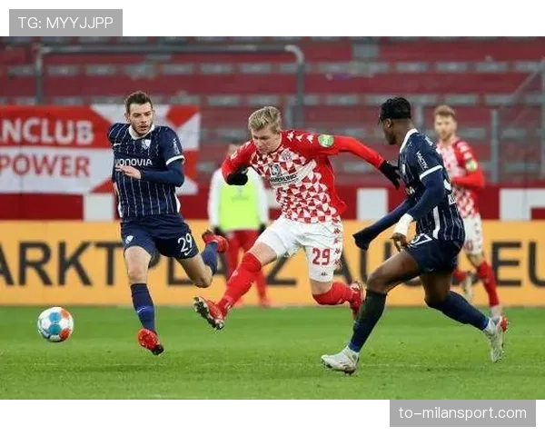 美因茨主场疲软攻防效率低下 德甲联赛五主场未尝胜绩陷困局